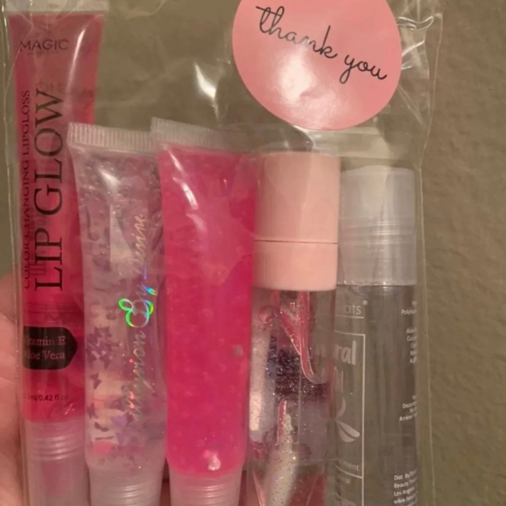 Lip gloss